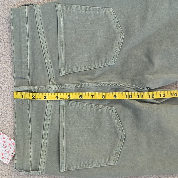 NWT Free People Green Destroyed Skinny Jeans In Moss Size 28 - Picture 8 of 10